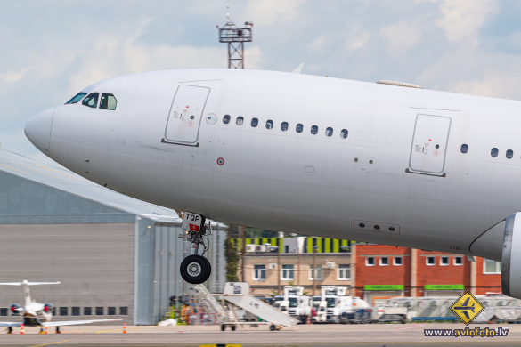 Airbus A330-202